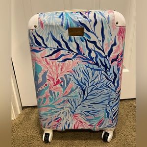 Lilly Pulitzer Carry On Luggage
